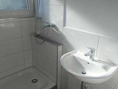 Wohnung zur Miete 700 € 3 Zimmer 60 m² Geschoss 2/2 frei ab sofort Lützenkirchen Leverkusen 51381