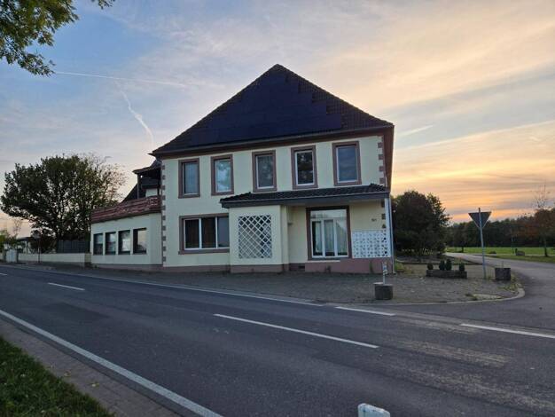Mehrfamilienhaus zum Kauf provisionsfrei 600.000 € 19 Zimmer 520 m² 3.879 m² Grundstück Aschen Dissen 49201