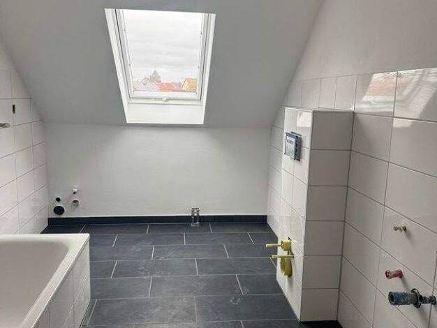 Wohnung zur Miete 754 € 3 Zimmer 77,7 m² frei ab 20.11.2025 Am Felsenkeller 1b Sennfeld 97526