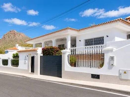 Chalet zum Kauf 780.000 € 4 Zimmer 270 m² Calle Solana, 30 Arona 38626