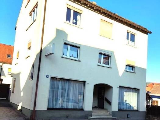 Laden zur Miete provisionsfrei 8 € 4 Zimmer 77 m² Verkaufsfläche Löwenstraße 12 Bischofsheim Bischofsheim 97653