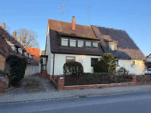 Doppelhaushälfte zum Kauf 399.000 € 1 Zimmer 107 m² 592 m² Grundstück Bubenreuth 91088