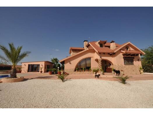 Chalet zum Kauf 499.995 € 5 Zimmer 300 m² 13.000 m² Grundstück Pinós 03650