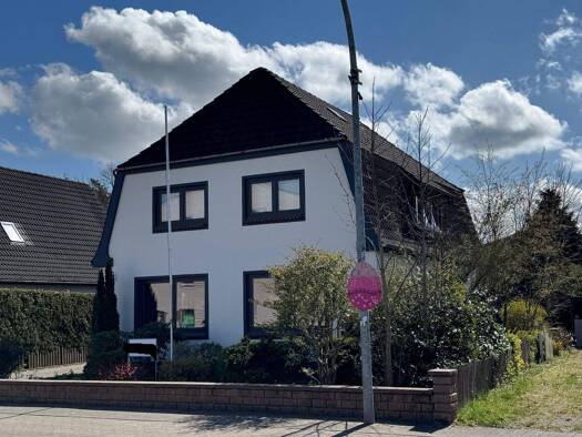 Einfamilienhaus zum Kauf provisionsfrei 269.000 € 7 Zimmer 178 m² 609 m² Grundstück Jübek 24855