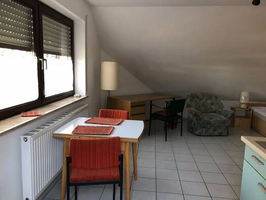 Studio zur Miete 450 € 1 Zimmer 32 m² 1. Geschoss Bruck Erlangen 91058