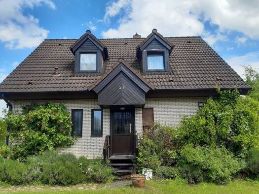 Einfamilienhaus zum Kauf provisionsfrei 229.000 € 5 Zimmer 112 m² 820 m² Grundstück Strasburg Strasburg (Uckermark) 17335