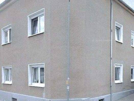 Mehrfamilienhaus zum Kauf 149.000 € 8 Zimmer 201 m² 120 m² Grundstück frei ab 08.01.2026 Meerane 08393