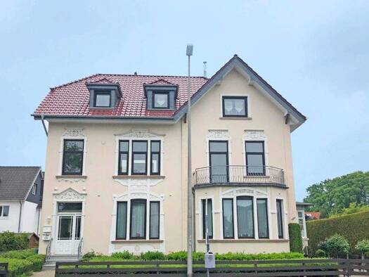 Wohnung zum Kauf 269.000 € 4 Zimmer 108 m² 1. Geschoss Oldenburger Str. 129 Deichhorst Delmenhorst 27753