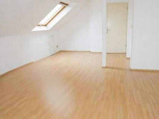 Maisonette zur Miete 620 € 4 Zimmer 68 m² 1. Geschoss frei ab sofort Stadtmitte Mönchengladbach 41061