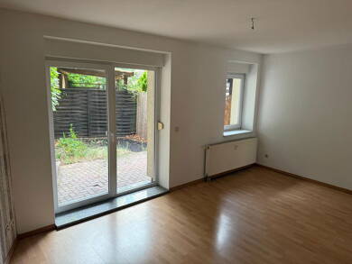 Wohnung zur Miete 700 € 3 Zimmer 74,9 m² EG Cottbus 03046