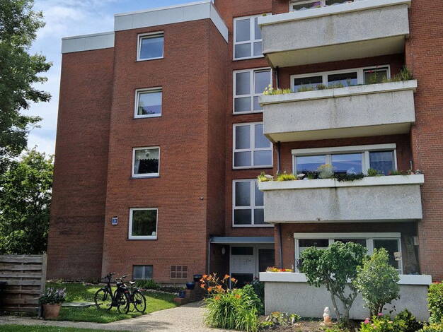 Wohnung zum Kauf provisionsfrei 280.000 € 4 Zimmer 92 m² Souterrain, EG Schubertstrasse 21 Cuxhaven Cuxhaven 27474