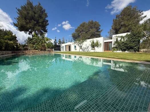 Chalet zum Kauf 4.500.000 € 4 Zimmer 401 m² 15.000 m² Grundstück Santa Eulària des Riu 07814