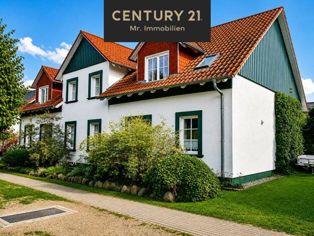 Einfamilienhaus zum Kauf 749.000 € 12,5 Zimmer 419 m² 7.000 m² Grundstück Meiersberg 17375