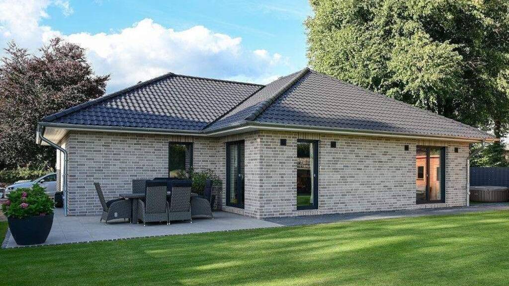 Bungalow zum Kauf provisionsfrei 310.000 € 4 Zimmer 117 m² Neubaugebiet Ahrensbök 23623