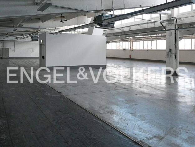 Lagerhalle zur Miete 4,50 € 2.920 m² Lagerfläche teilbar ab 1.385 m² Buxtehude 21614
