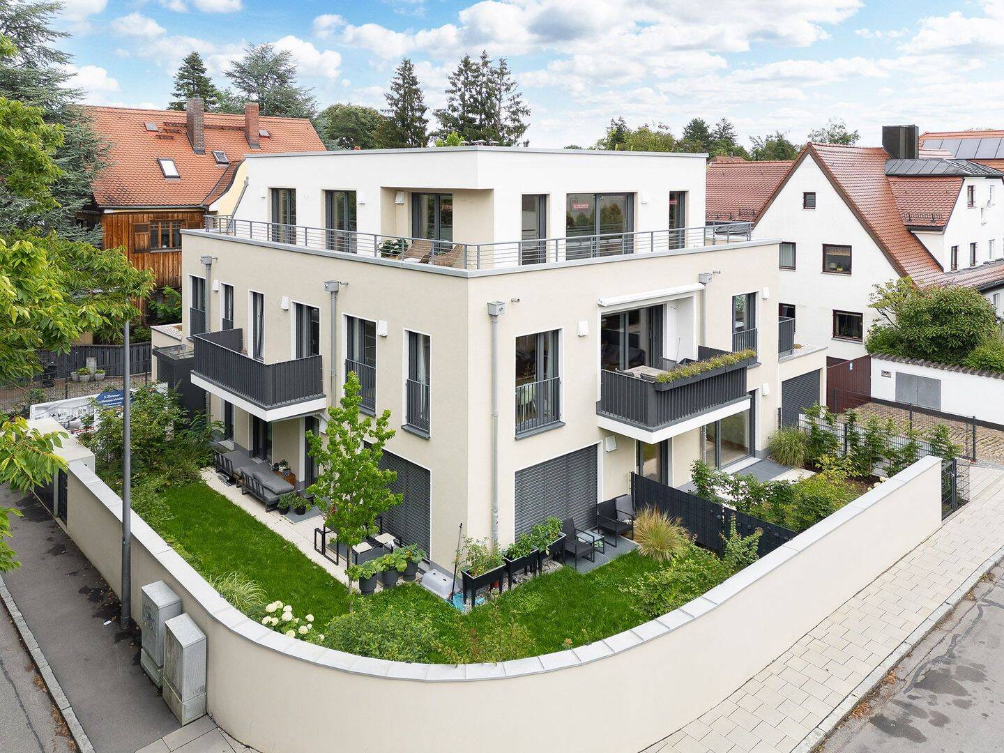 Property thumbnail 3