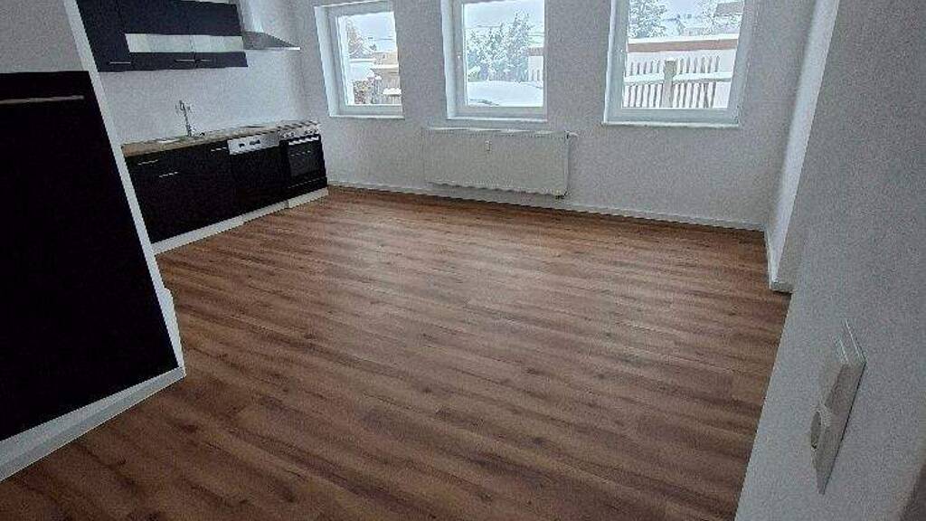 Wohnung zur Miete 615 € 3 Zimmer 64,7 m² frei ab sofort Innenstadt Hof 95028