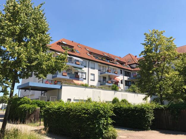Wohnung zum Kauf 140.000 € 2 Zimmer 62,2 m² 2. Geschoss Hermelinplatz 10 Paunsdorf Ost 04329