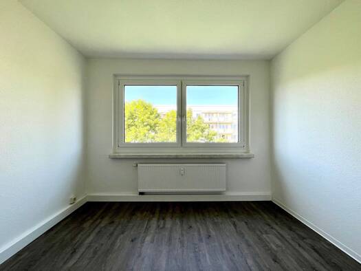 Wohnung zur Miete 330 € 4 Zimmer 69 m² 5. Geschoss Am Stadtpark 18 Helbersdorf Chemnitz 09120