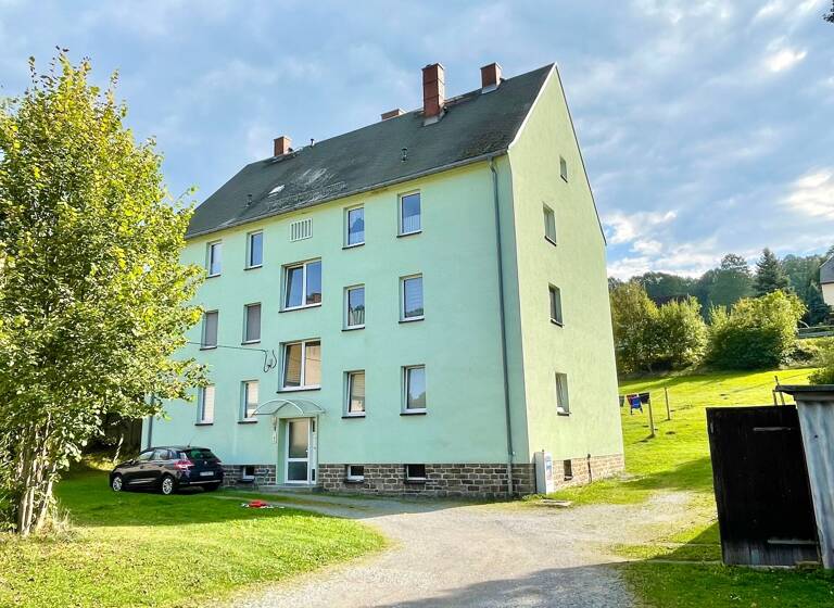 Mehrfamilienhaus zum Kauf 265.000 € 18 Zimmer 347 m²<br/>Wohnfläche 3.472 m²<br/>Grundstück Borstendorf Grünhainichen 09579
