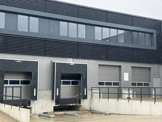 Lagerhalle zur Miete 6.662 m² Lagerfläche teilbar ab 1.662 m² Innenstadt Wülfrath 42489