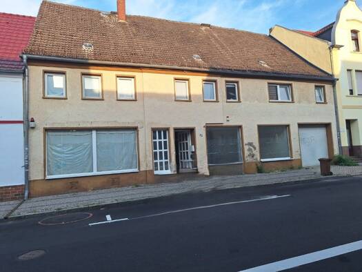 Mehrfamilienhaus zum Kauf als Kapitalanlage geeignet 265.000 € 10 Zimmer 501 m² 672 m² Grundstück Genthin Genthin 39307