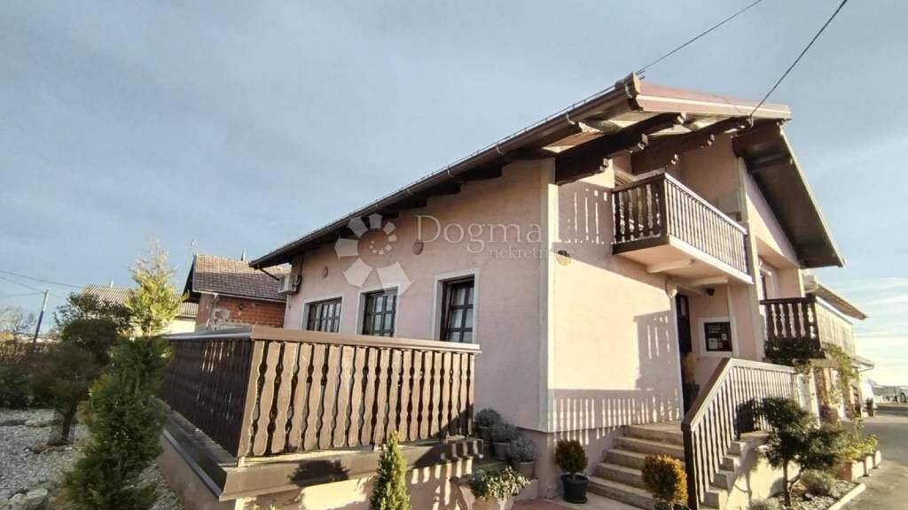 Haus zum Kauf 365.000 € 8 Zimmer 202 m² Vrbovec