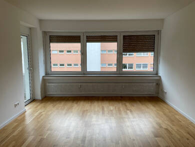 Wohnung zur Miete 1.097 € 4 Zimmer 103,5 m² 2. Geschoss frei ab sofort Friedrich-Bauer-Str. 8 Forschungszentrum Erlangen 91058