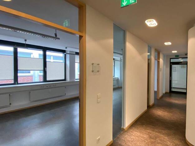 Bürofläche zur Miete 11,60 € teilbar ab 100 m² Zoo Hannover 30175