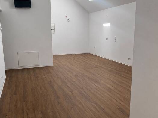 Wohnung zur Miete 850 € 3 Zimmer 85 m² frei ab 01.08.2026 Kitzingen 97318