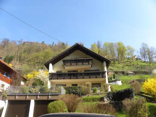 Mehrfamilienhaus zum Kauf 540.000 € 9 Zimmer 198 m² 700 m² Grundstück Bad Liebenzell Bad Liebenzell 75378