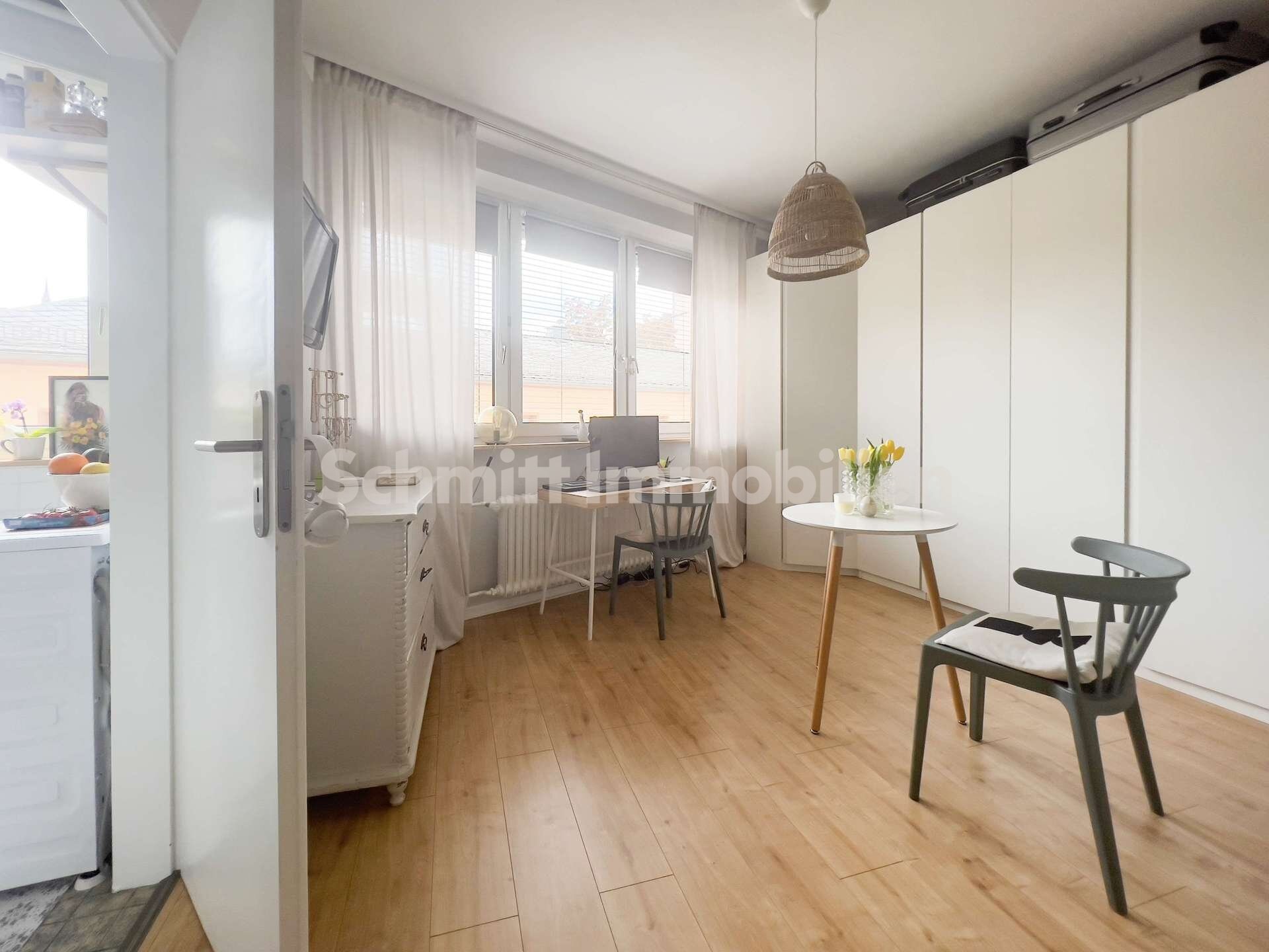 Wohnung zur Miete 590 € 1 Zimmer 36,9 m²<br/>Wohnfläche 3.<br/>Geschoss 01.12.2024<br/>Verfügbarkeit Innenstadt Frankfurt am Main 60313