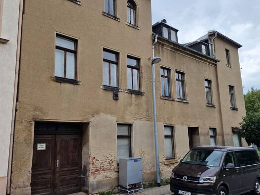 Mehrfamilienhaus zum Kauf provisionsfrei 75.000 € 15 Zimmer 450 m² 270 m² Grundstück Aue 08280