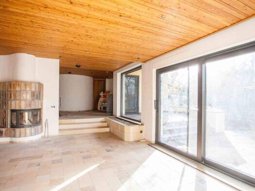 Einfamilienhaus zur Miete 3.000 € 8 Zimmer 270 m² 1.300 m² Grundstück Uttenreuth 91080