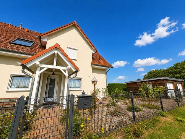 Doppelhaushälfte zum Kauf 650.000 € 4 Zimmer 170 m² 944 m² Grundstück Gallun Mittenwalde 15749