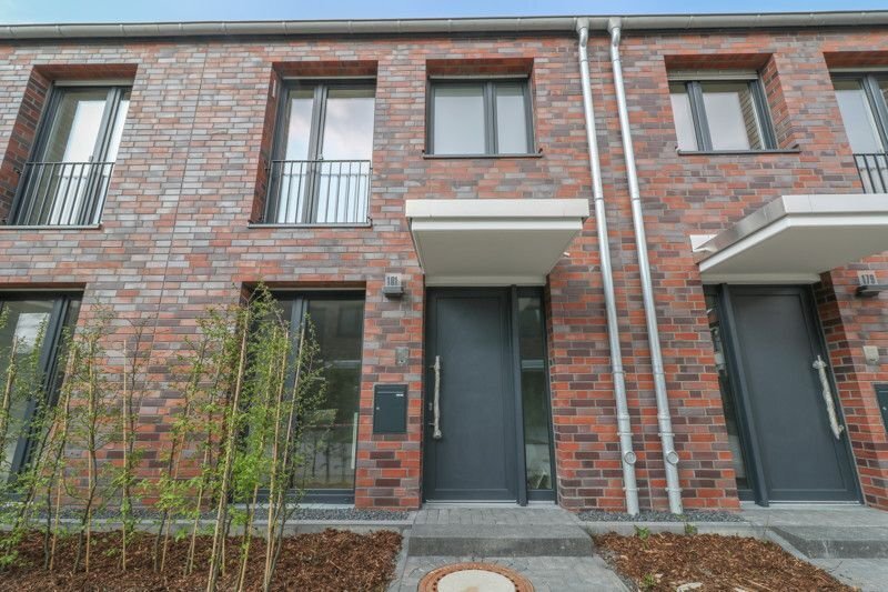 Wohnung zur Miete 2.101 € 4 Zimmer 129,6 m²<br/>Wohnfläche 01.12.2024<br/>Verfügbarkeit Heyestraße 181 Gerresheim Düsseldorf-Gerresheim 40625