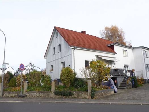Mehrfamilienhaus zum Kauf als Kapitalanlage geeignet 335.000 € 9 Zimmer 216 m² 474 m² Grundstück Pilgerzell Künzell 36093