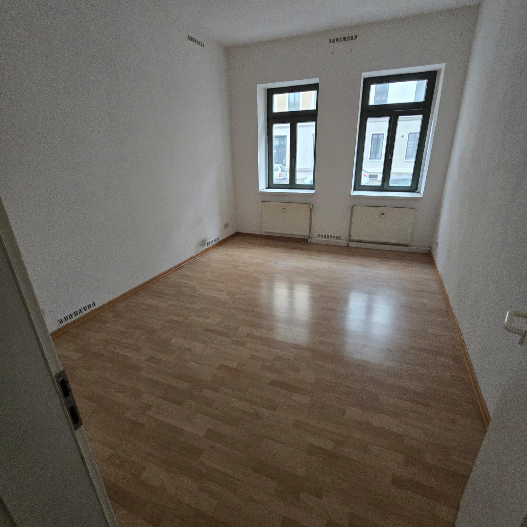 Wohnung zur Miete 623 € 3 Zimmer 65,6 m²<br/>Wohnfläche EG<br/>Geschoss ab sofort<br/>Verfügbarkeit Oststraße 50 Reudnitz-Thonberg Leipzig 04317