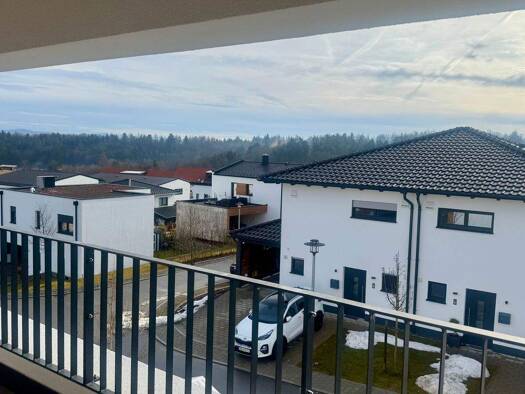 Wohnung zur Miete - Erstbezug 1.465 € 4 Zimmer 118 m² 2. Geschoss Pfarrer-Siegfried-Kroiß Straße 15 Tiefenbach 94113