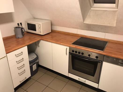 Wohnung zur Miete 800 € 2 Zimmer 70 m² Geschoss 2/3 frei ab 01.02.2026 Hauptstraße 24 Unterriexingen Markgröningen 71706