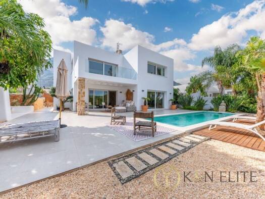 Villa zur Miete 5.500 € 4 Zimmer 320 m² 800 m² Grundstück Dénia 03700