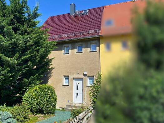 Reihenendhaus zum Kauf 139.000 € 5 Zimmer 128 m² 2.765 m² Grundstück Merzdorf Riesa 01591