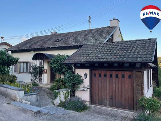 Einfamilienhaus zum Kauf 418.000 € 7,5 Zimmer 200 m² 906 m² Grundstück Horheim Wutöschingen 79793