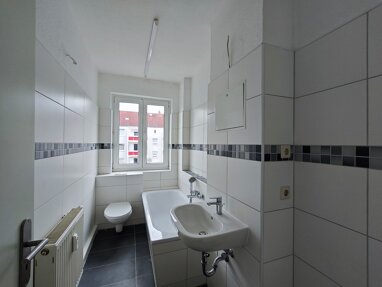 Wohnung zur Miete 304 € 2 Zimmer 56,2 m² 2. Geschoss Moskauer Str. 22 Zeitz Zeitz 06712