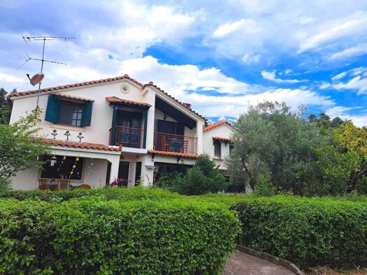 Haus zum Kauf 276.000 € 133 m² 889 m² Grundstück Istiaia-Aidipsos Municipality 34200