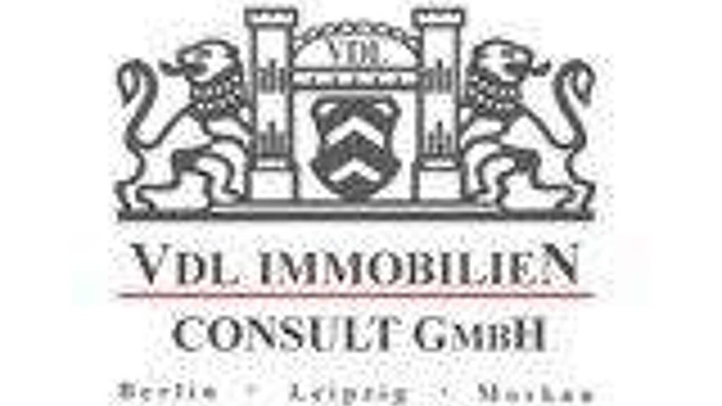 Mehrfamilienhaus zum Kauf 400.000 € 15 Zimmer 323,5 m² 410 m² Grundstück frei ab sofort Straße der Freundschaft 10 Frohburg 04654