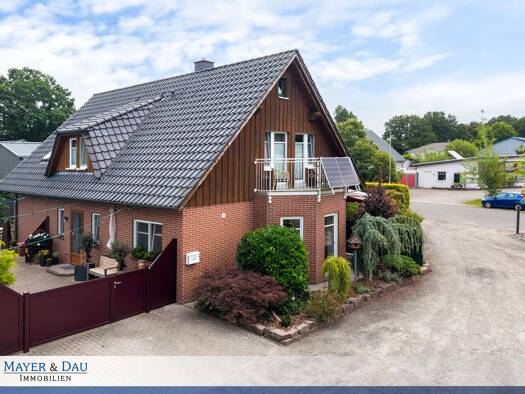 Haus zum Kauf 429.000 € 9 Zimmer 200 m² 1.000 m² Grundstück Bokelerburg Wiefelstede 26215