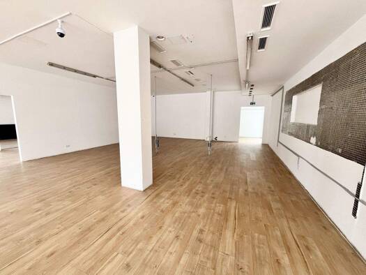 Laden zur Miete 10 € teilbar ab 150 m² Lend Graz 8020