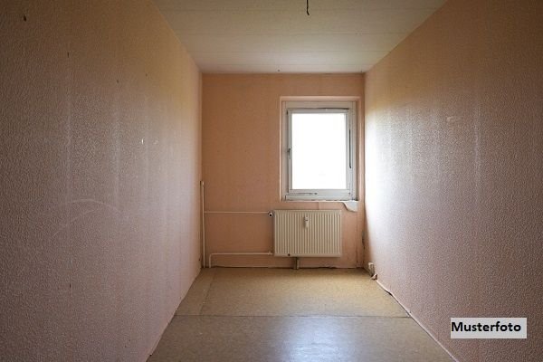 Wohnung zum Kauf 75.000 € 3 Zimmer 51 m²<br/>Wohnfläche Unterhausen Lichtenstein 72805