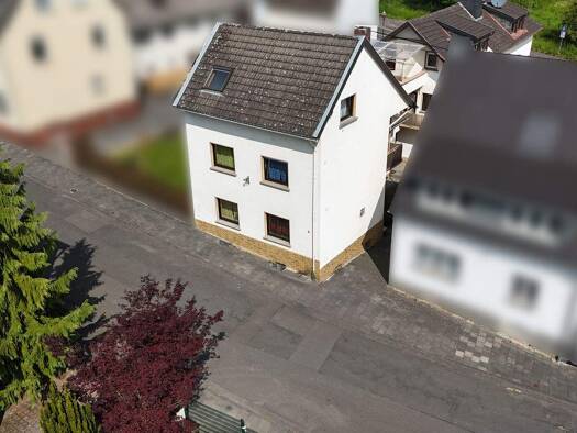 Mehrfamilienhaus zum Kauf 550.000 € 15 Zimmer 346 m² 434 m² Grundstück Lantershofen Grafschaft 53501